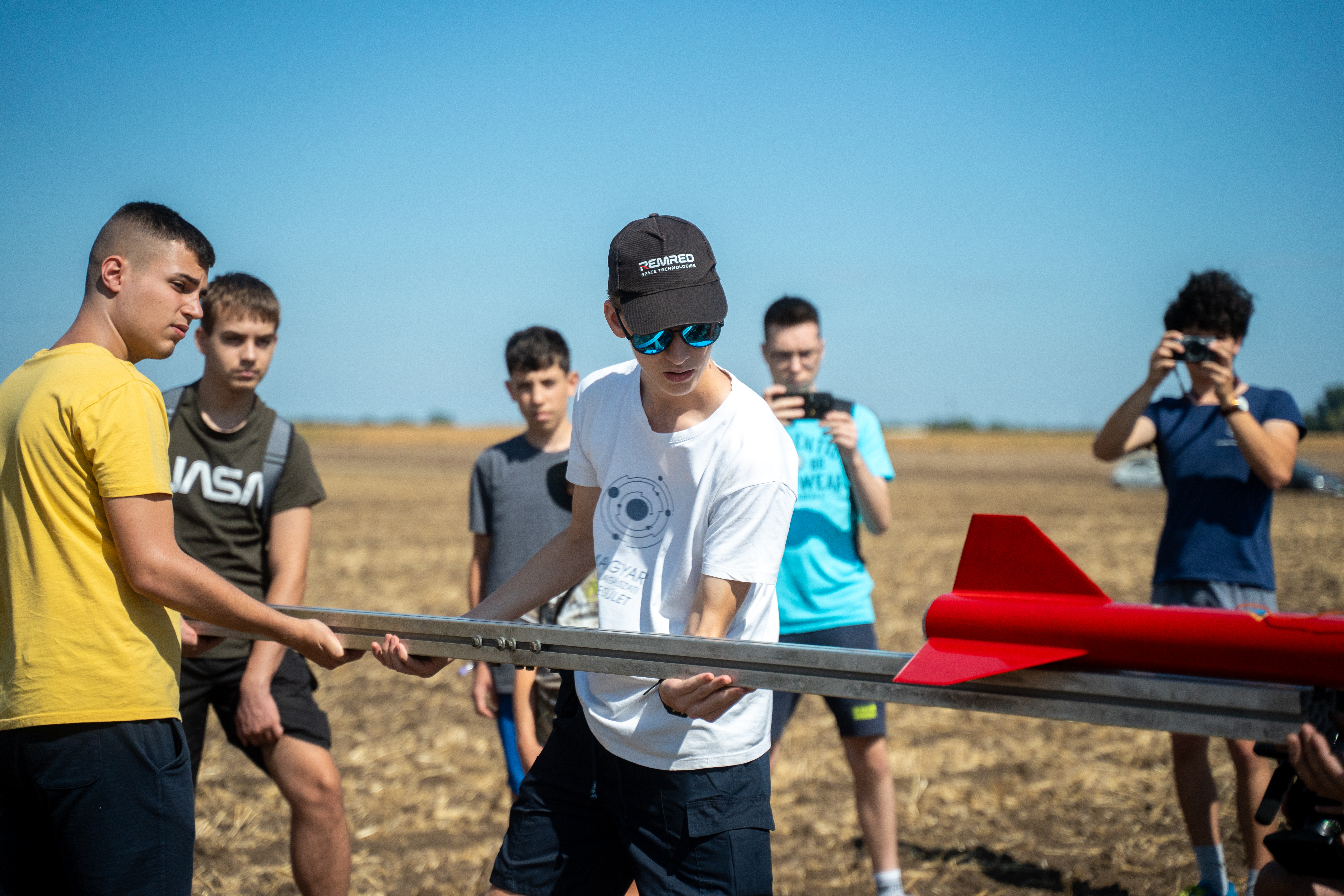 Diákszatellit program